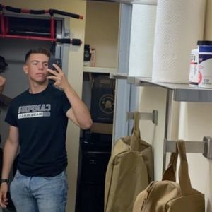 Meet your Posher, Brady